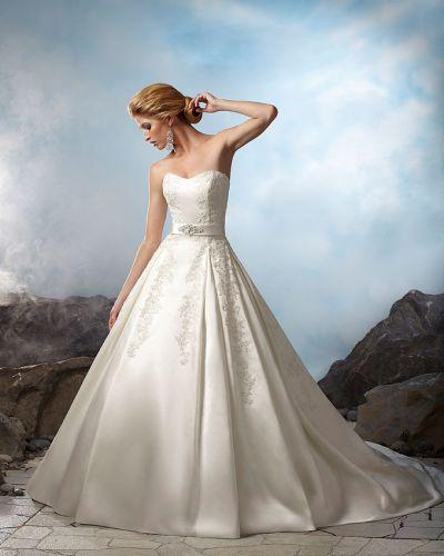Mori Lee