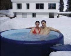 Winter Spass im Pool