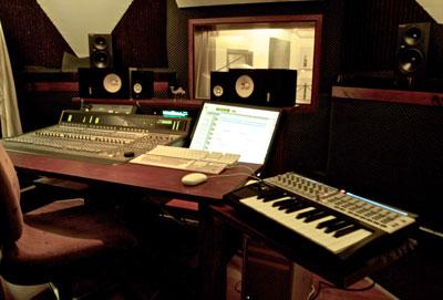 Mix A - Recording Lounge