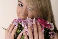 Nailkosmetik , Nail, Kunstnägel, Fingernagelmodellage, Make up, Hochzeits- Make up, Kosmetikinstitut